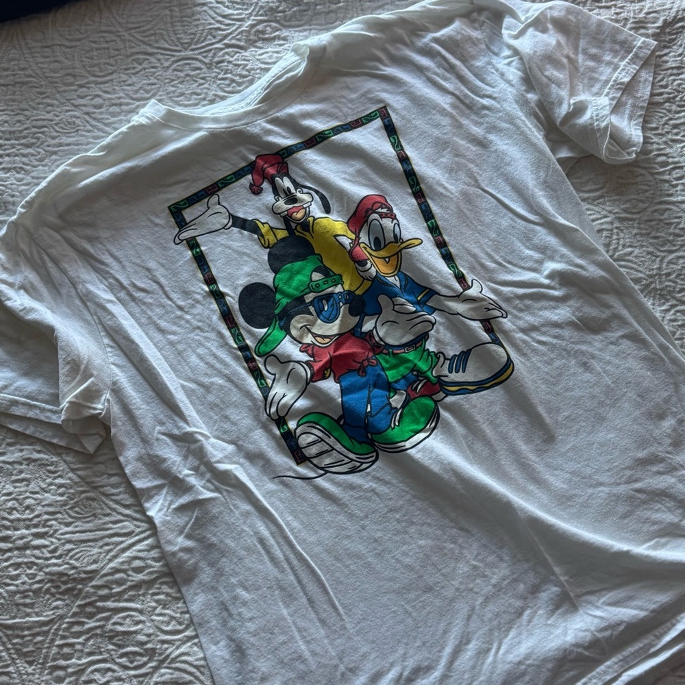 Vintage Disney White Graphic T-Shirt